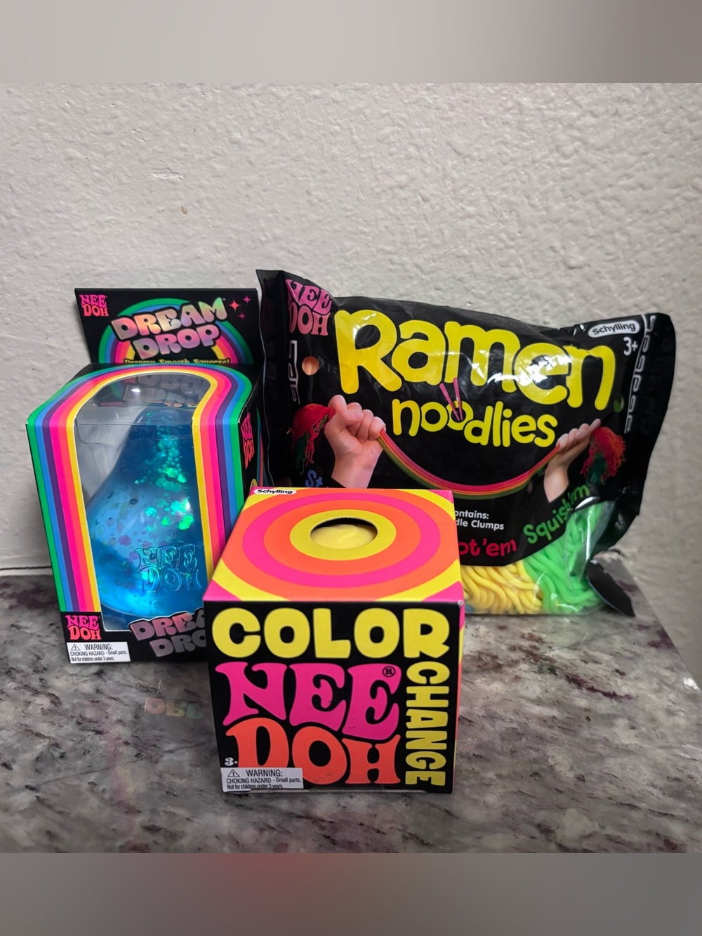 NeeDoh Dream Drop Color Changing & Ramen Noodles Bundle of 3 Squishy